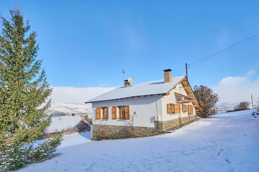 Casa L'Avet. El Vilar D'Urtx Escardacs Buitenkant foto