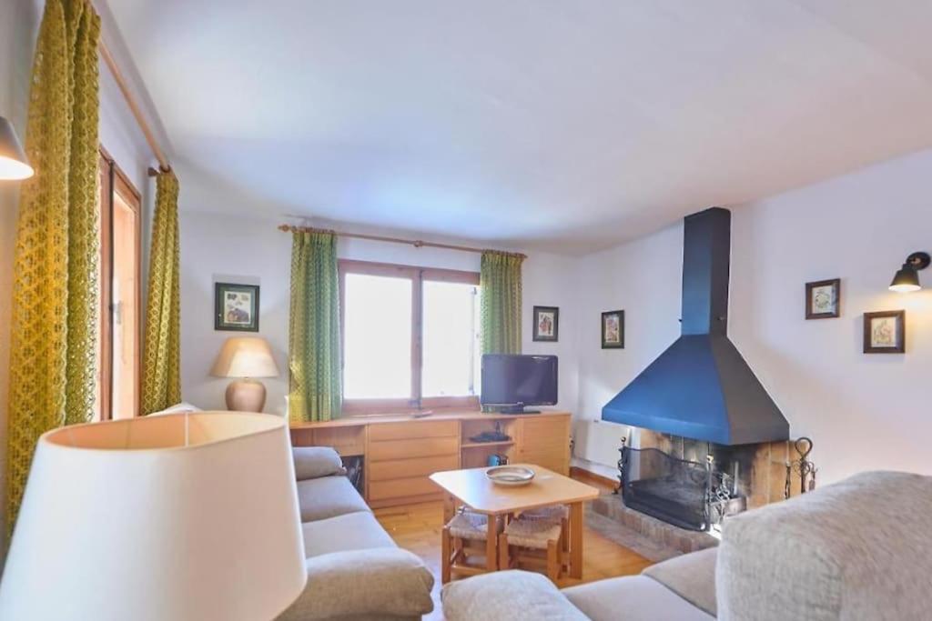 Casa L'Avet. El Vilar D'Urtx Escardacs Buitenkant foto